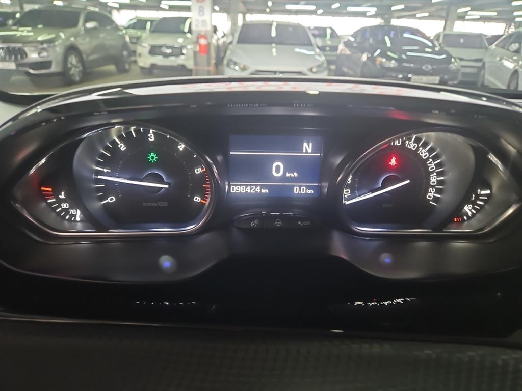 Peugeot 2008 2016 Blanco - Importación desde Corea - HF Imports Iquique - Foto 18