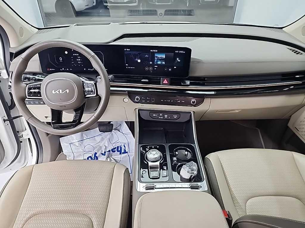 KIA Carnival - Vista 7