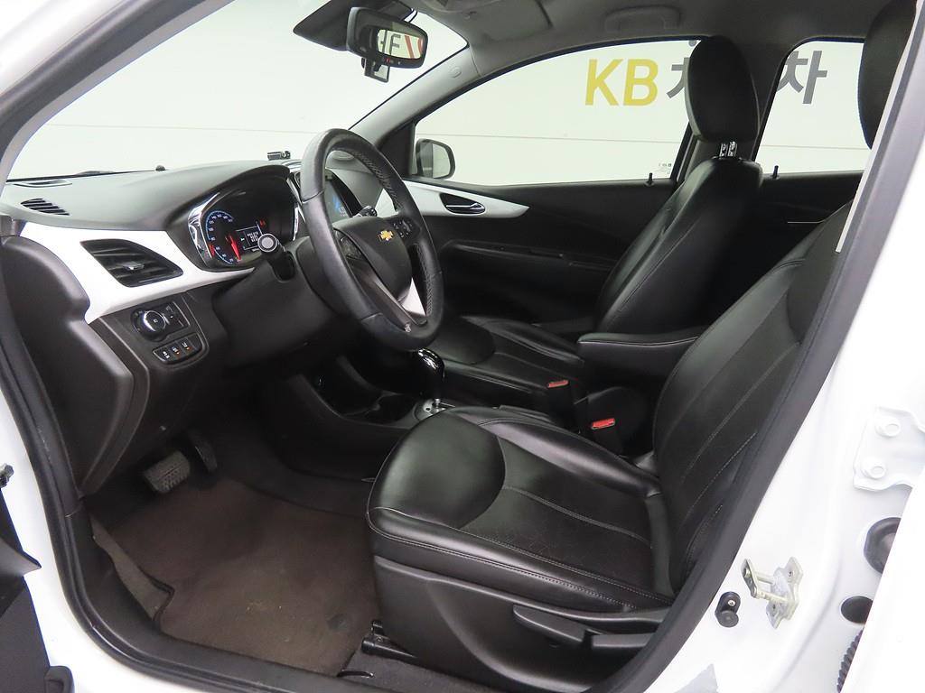 Chevrolet Spark - Vista 5