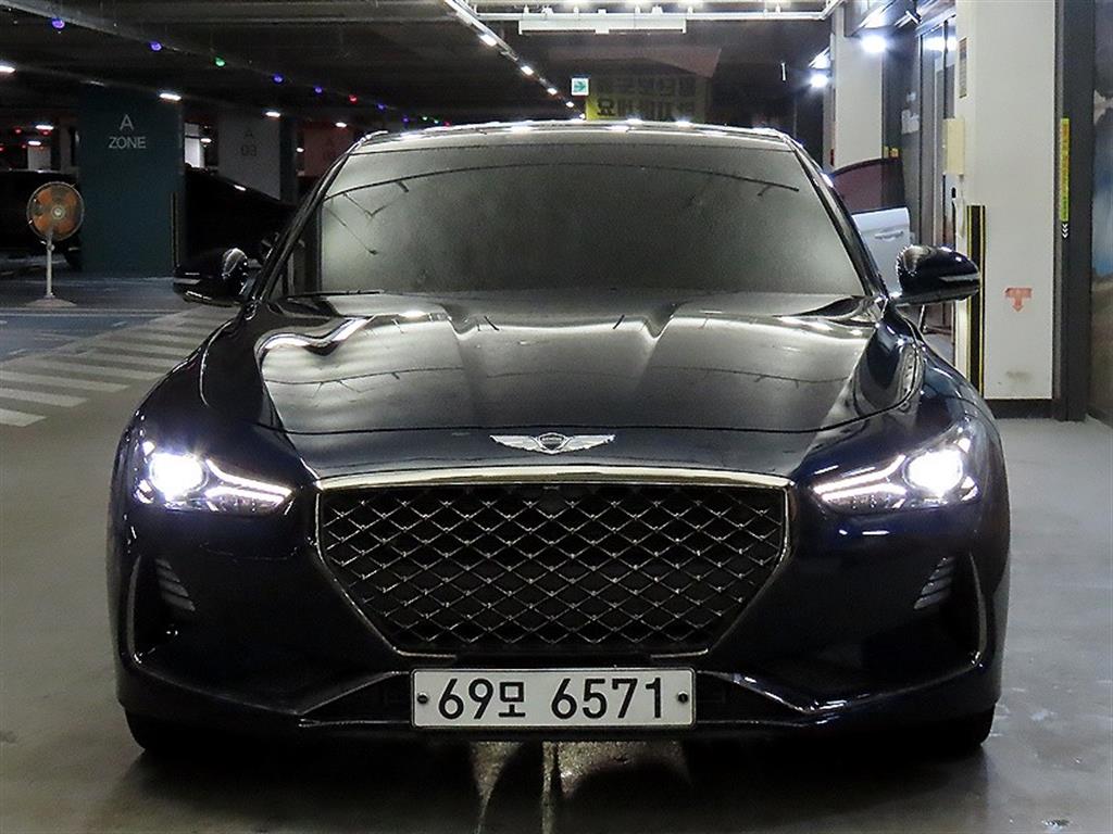 Genesis G70 - Vista 2