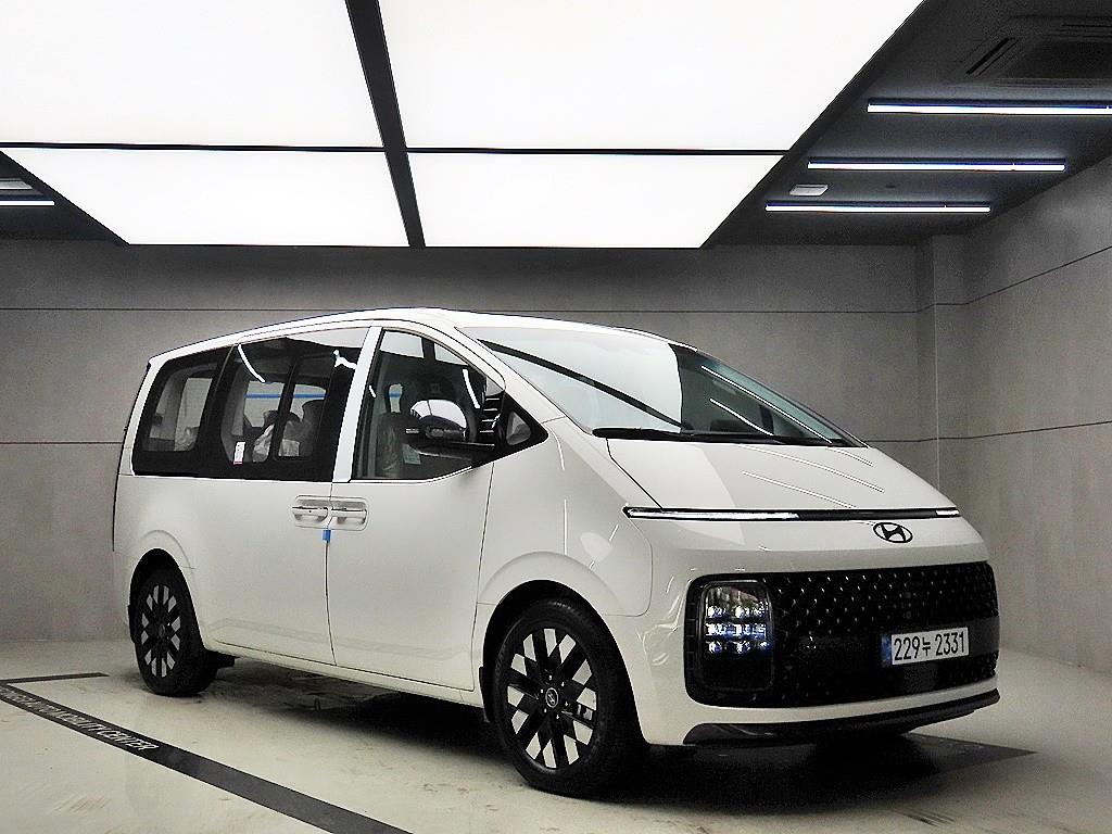 HYUNDAI Staria 2025 - Importación desde Corea - HF Imports Iquique - Foto 1