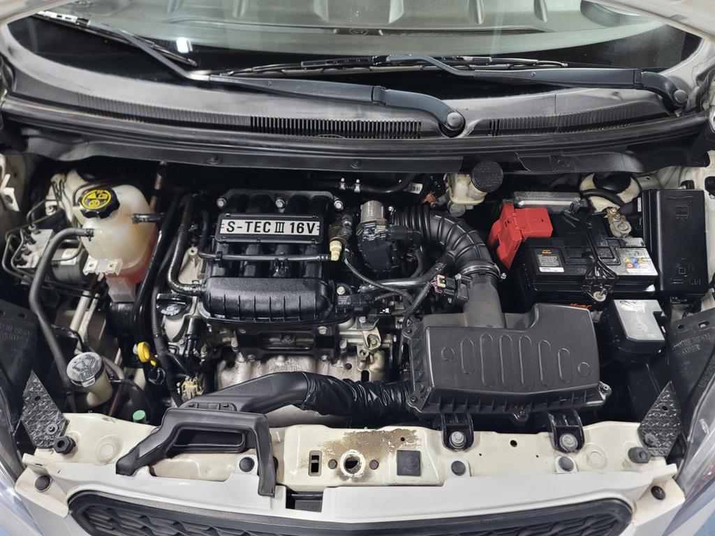 Chevrolet Spark 2015 Blanco - Importación desde Corea - HF Imports Iquique - Foto 17