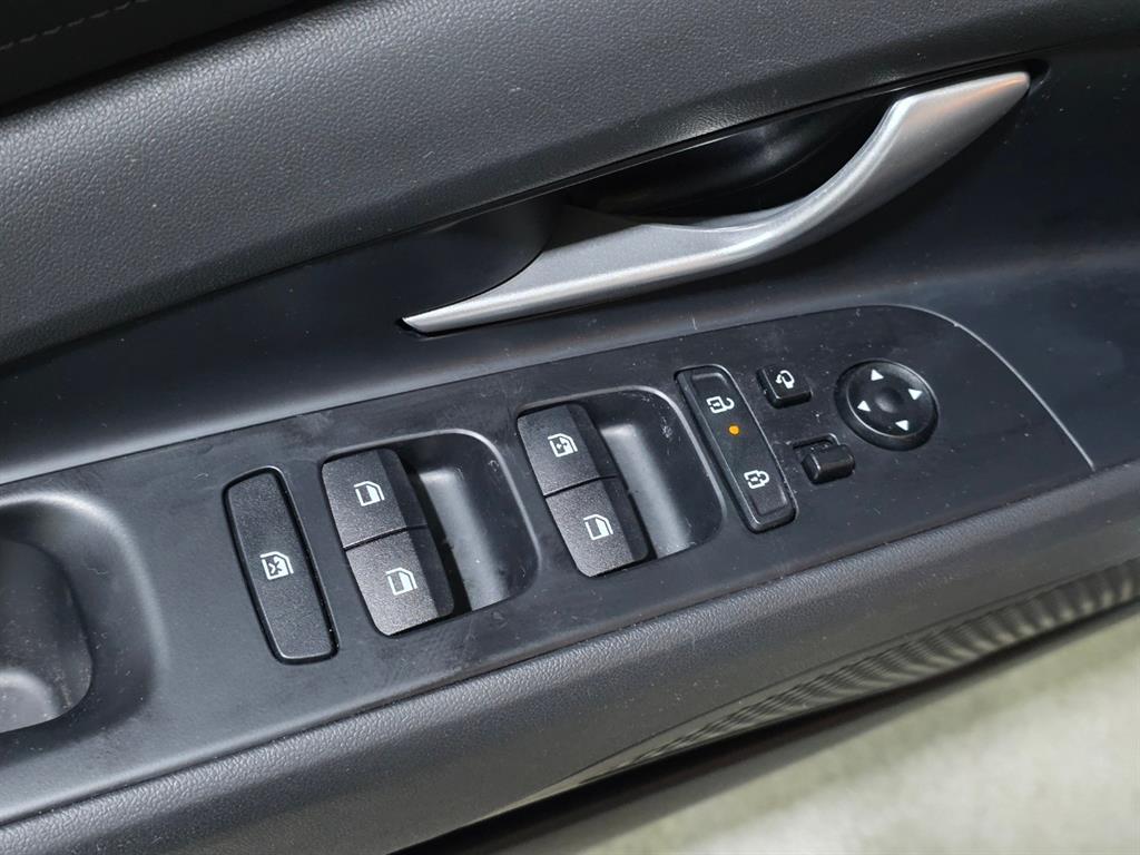 HYUNDAI Avante 2025 Blanco - Importación desde Corea - HF Imports Iquique - Foto 16