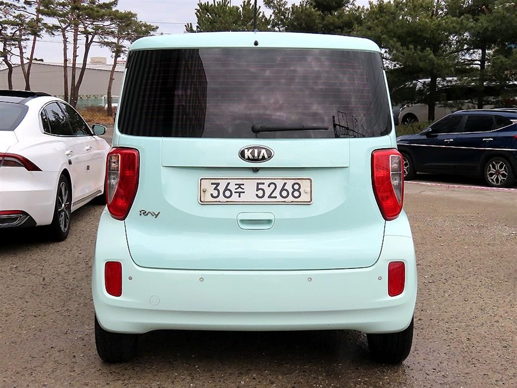 KIA Ray - Vista 4