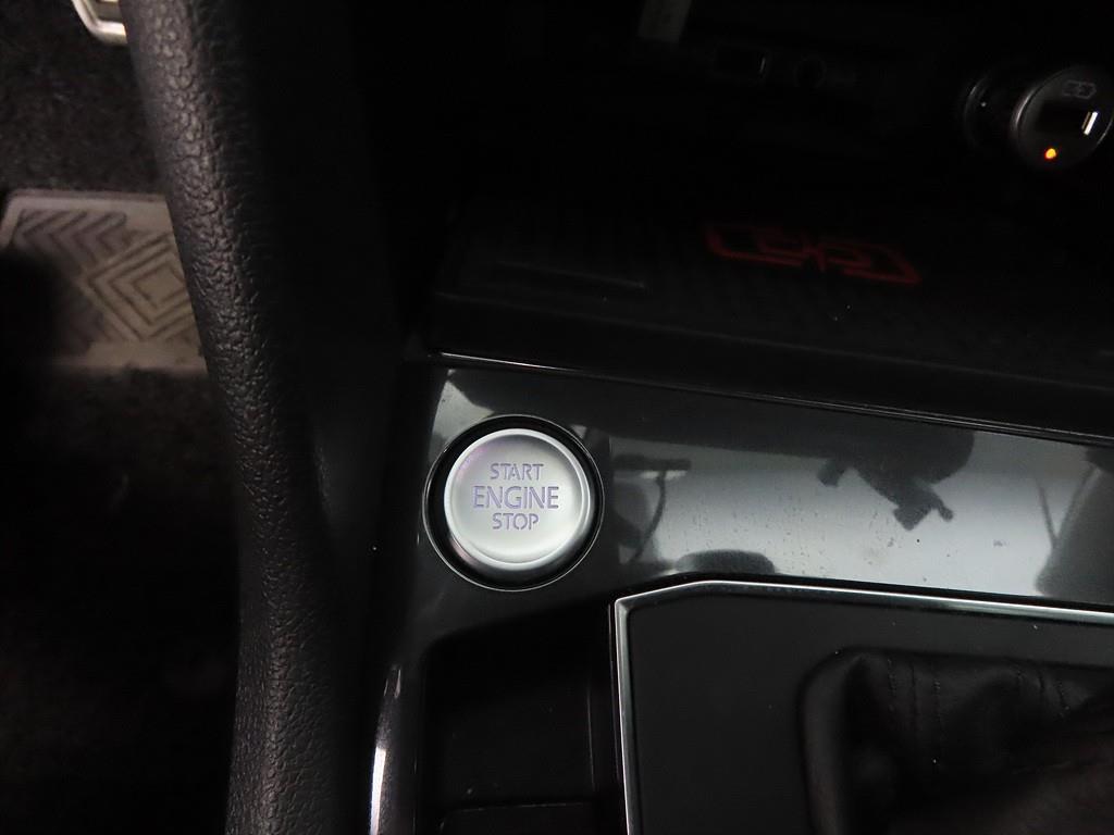 Volkswagen Tiguan 2020 Blanco - Importación desde Corea - HF Imports Iquique - Foto 15