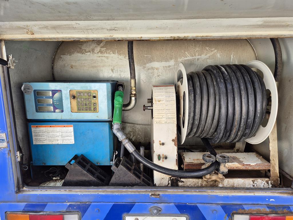 medium and large cargo Rory - Vista 4