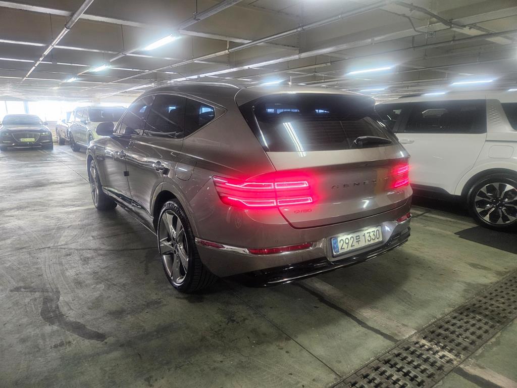 Genesis GV80 - Vista 4