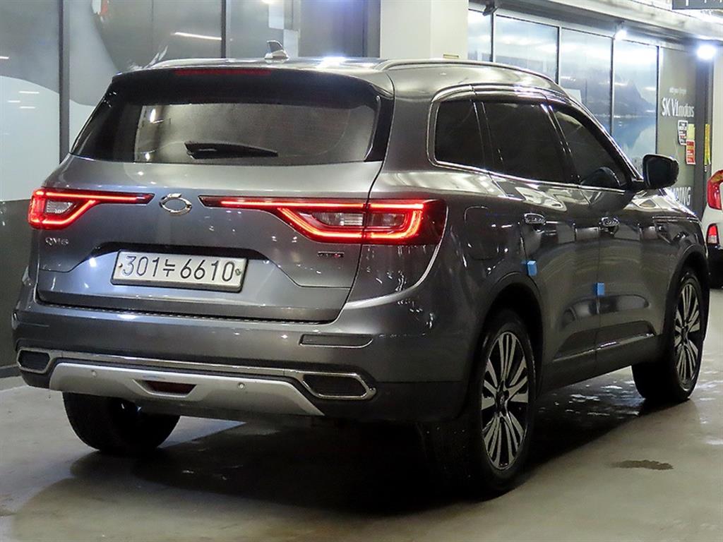 SAMSUNG QM6 - Vista 4