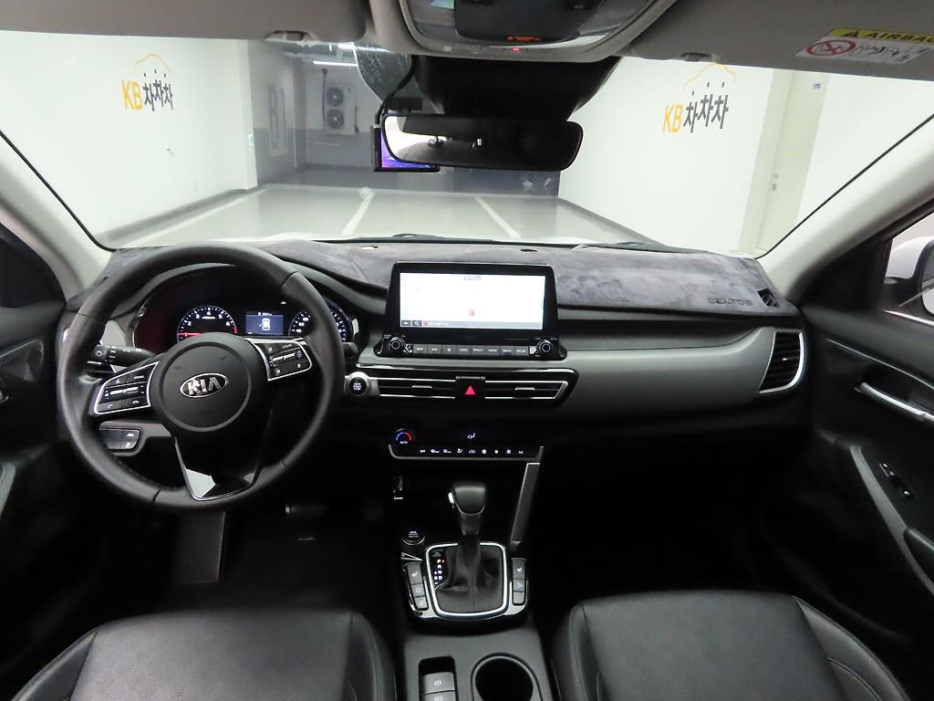 KIA Seltos - Vista 6