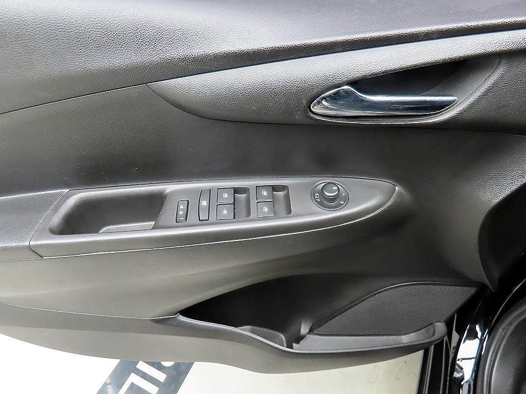 Chevrolet Spark - Vista 11