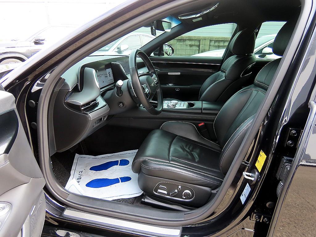 Genesis G90 - Vista 5