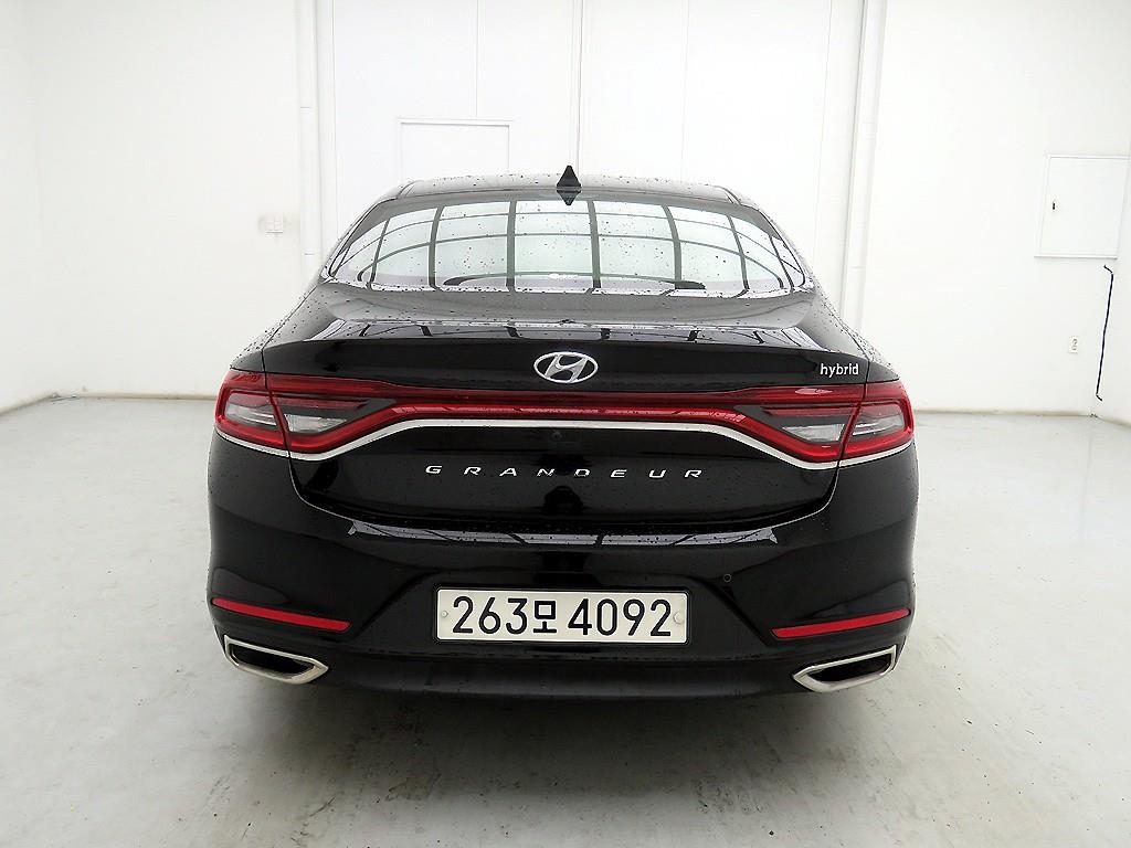 HYUNDAI Grandeur - Vista 3