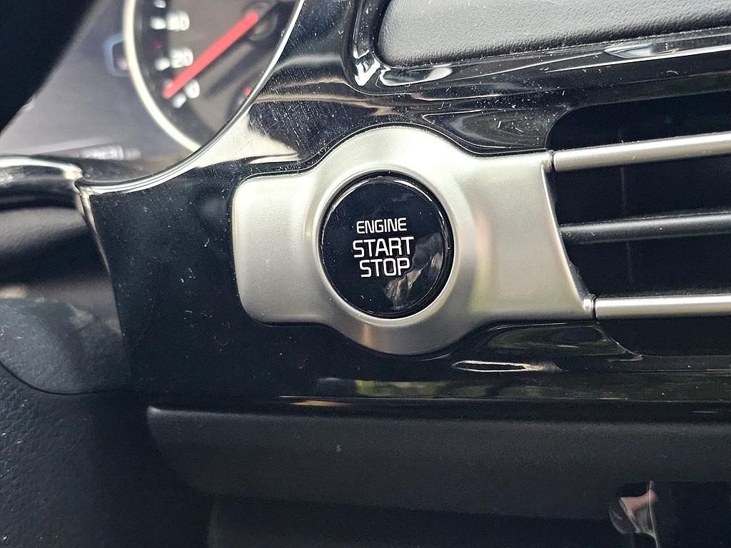 KIA Seltos 2020 Gris - Importación desde Corea - HF Imports Iquique - Foto 14