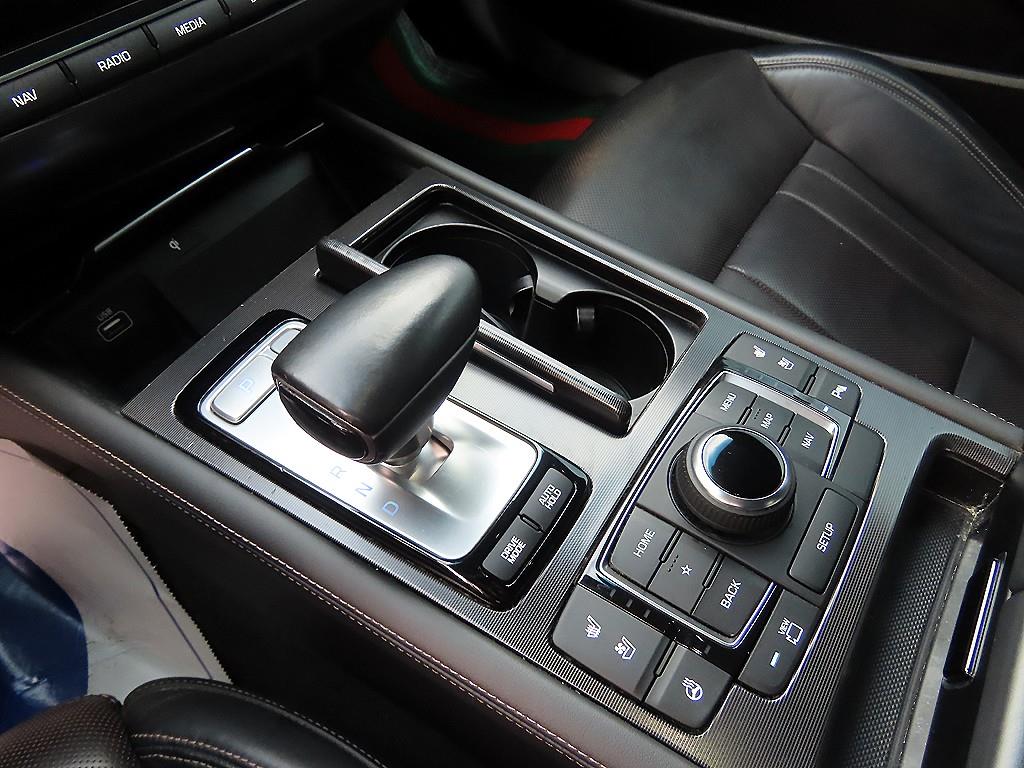 Genesis G80 - Vista 11