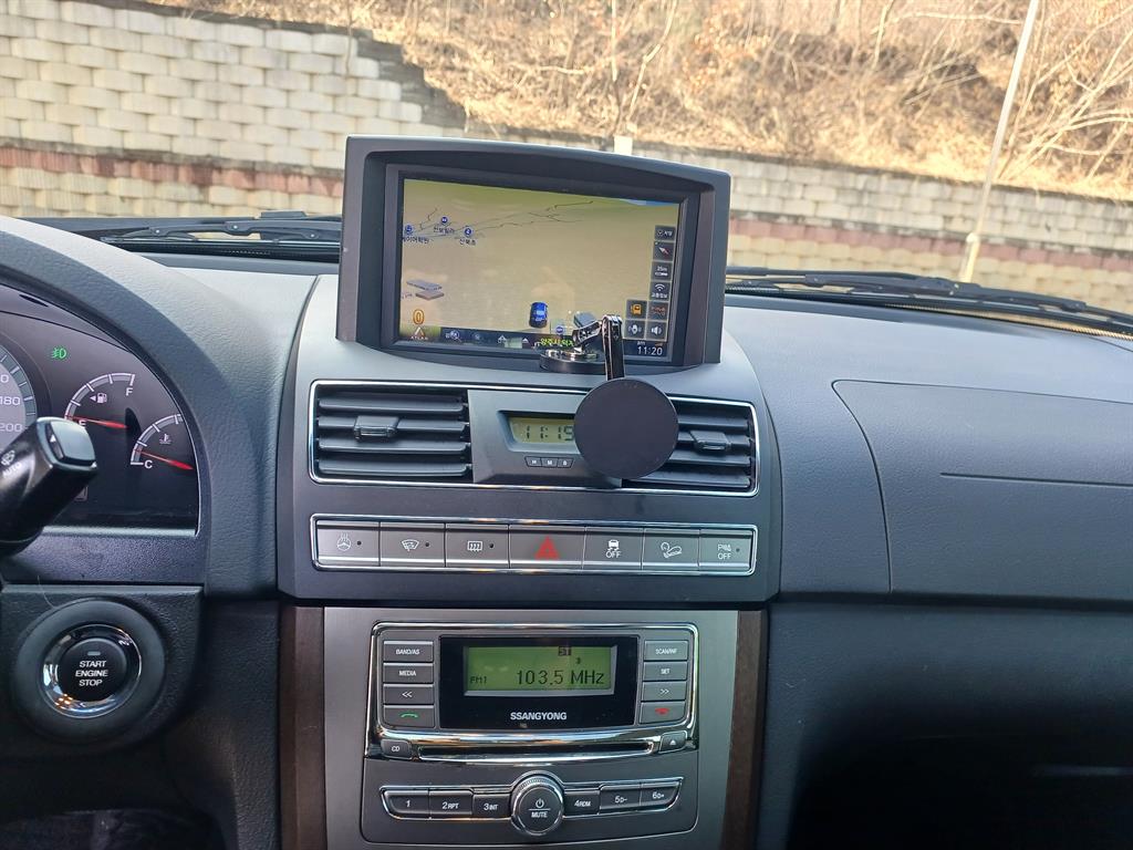 Ssangyong Rexton - Vista 11