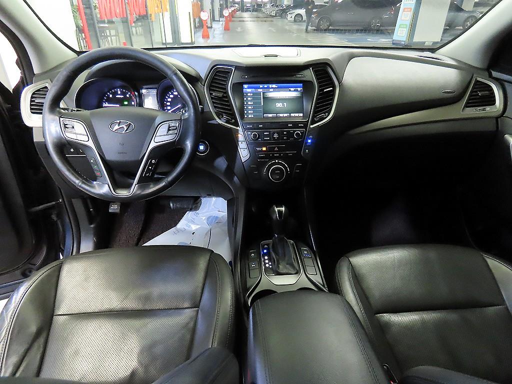 HYUNDAI Maxcruz - Vista 10
