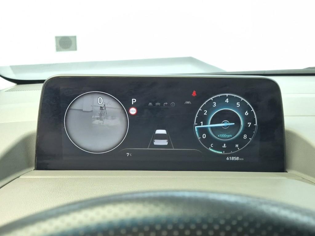 HYUNDAI Staria - Vista 12