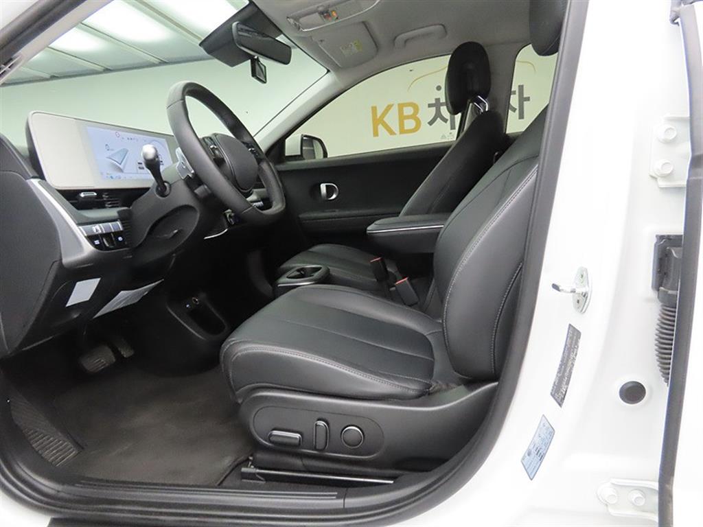 HYUNDAI Ioniq 5 - Vista 5