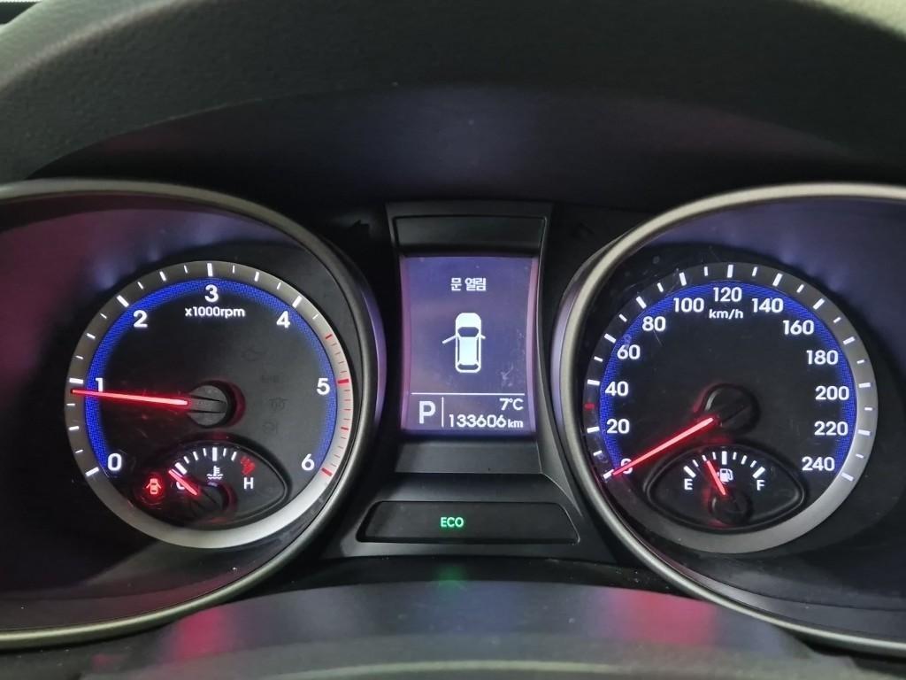 HYUNDAI Santa Fe - Vista 6