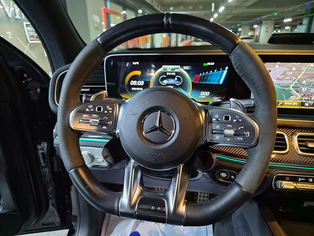 Mercedes Benz GLE Class - Vista 8