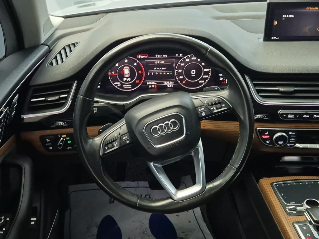 Audi Q7 - Vista 11
