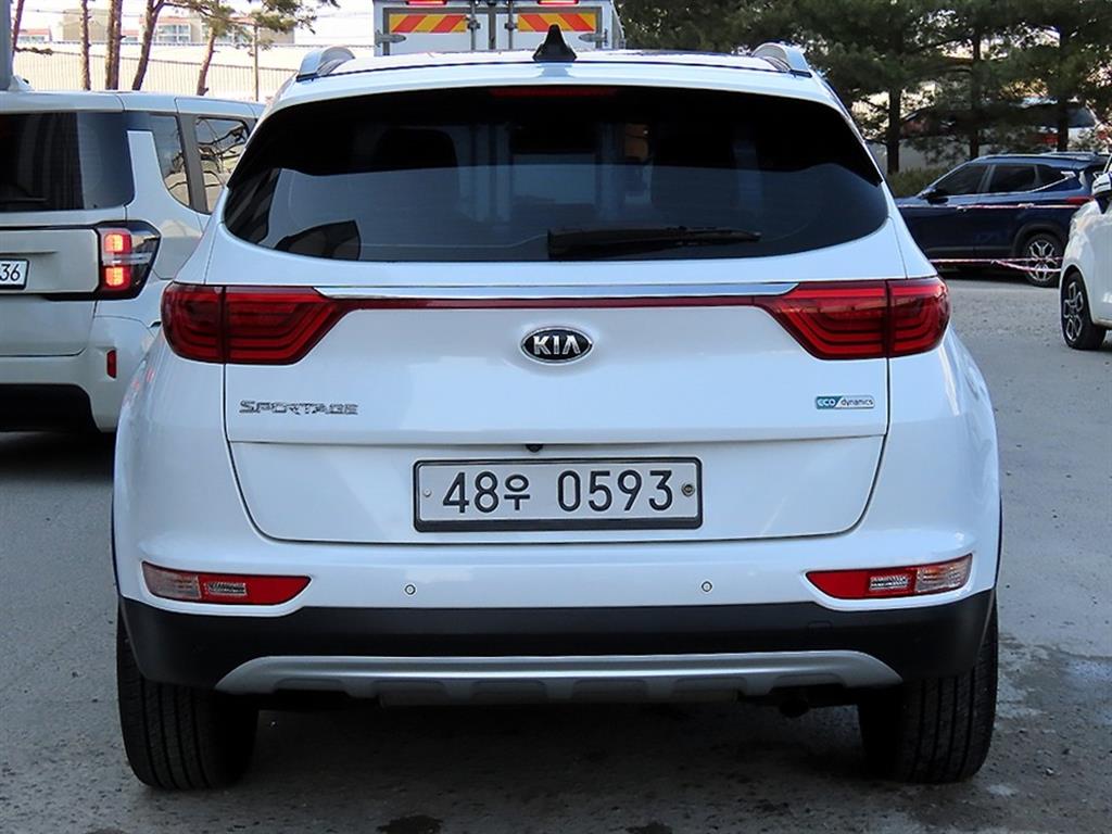 KIA Sportage - Vista 4