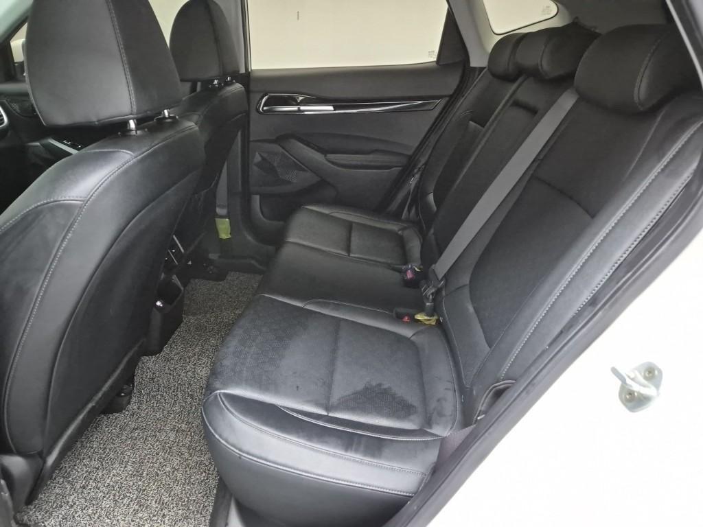 KIA Seltos - Vista 12