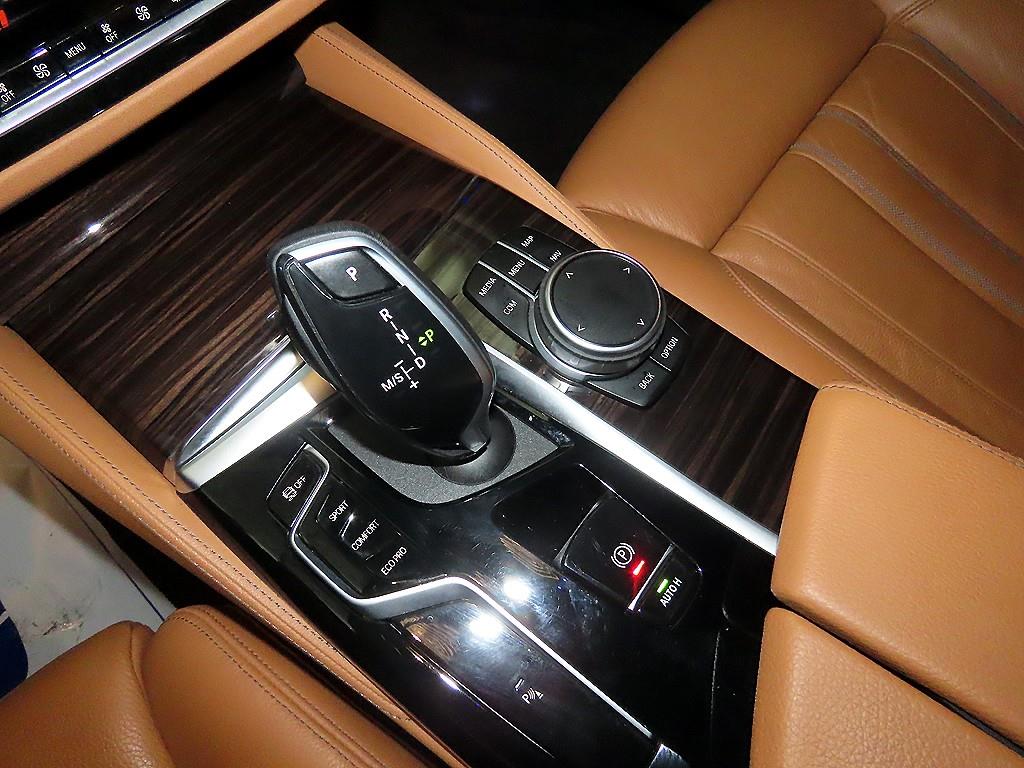 BMW 5 Series - Vista 12