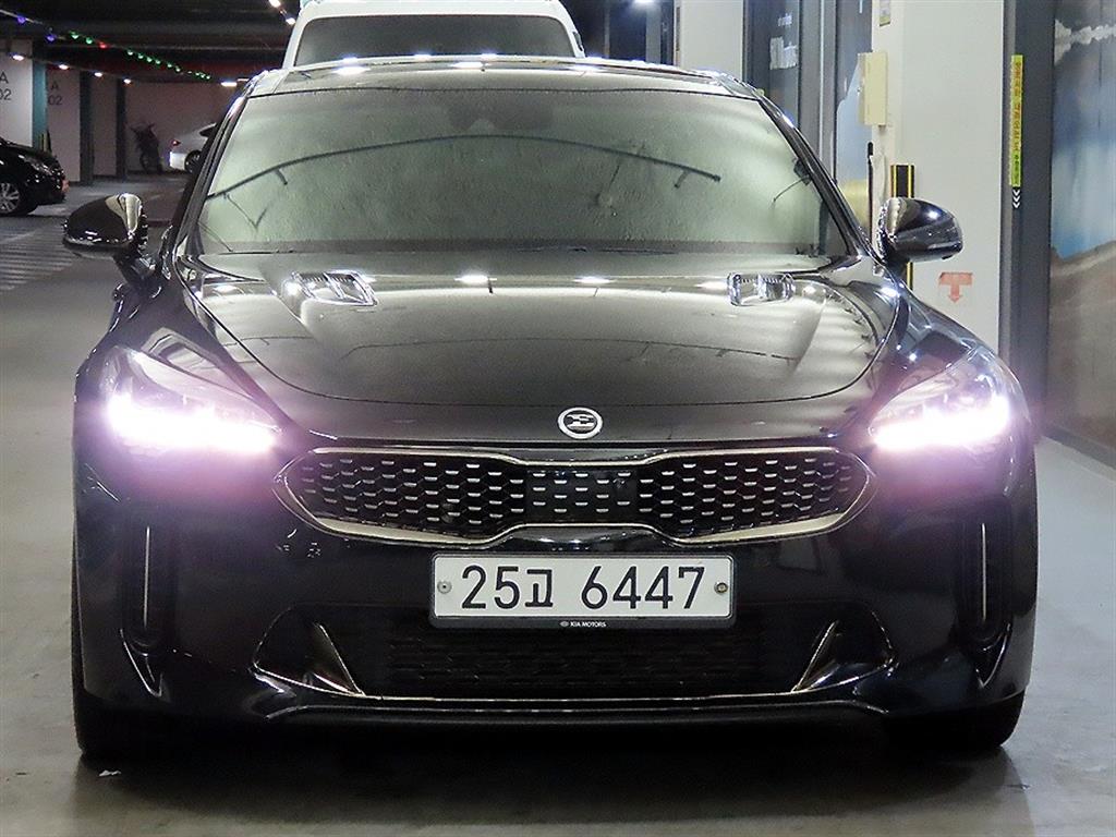 KIA Stinger - Vista 2