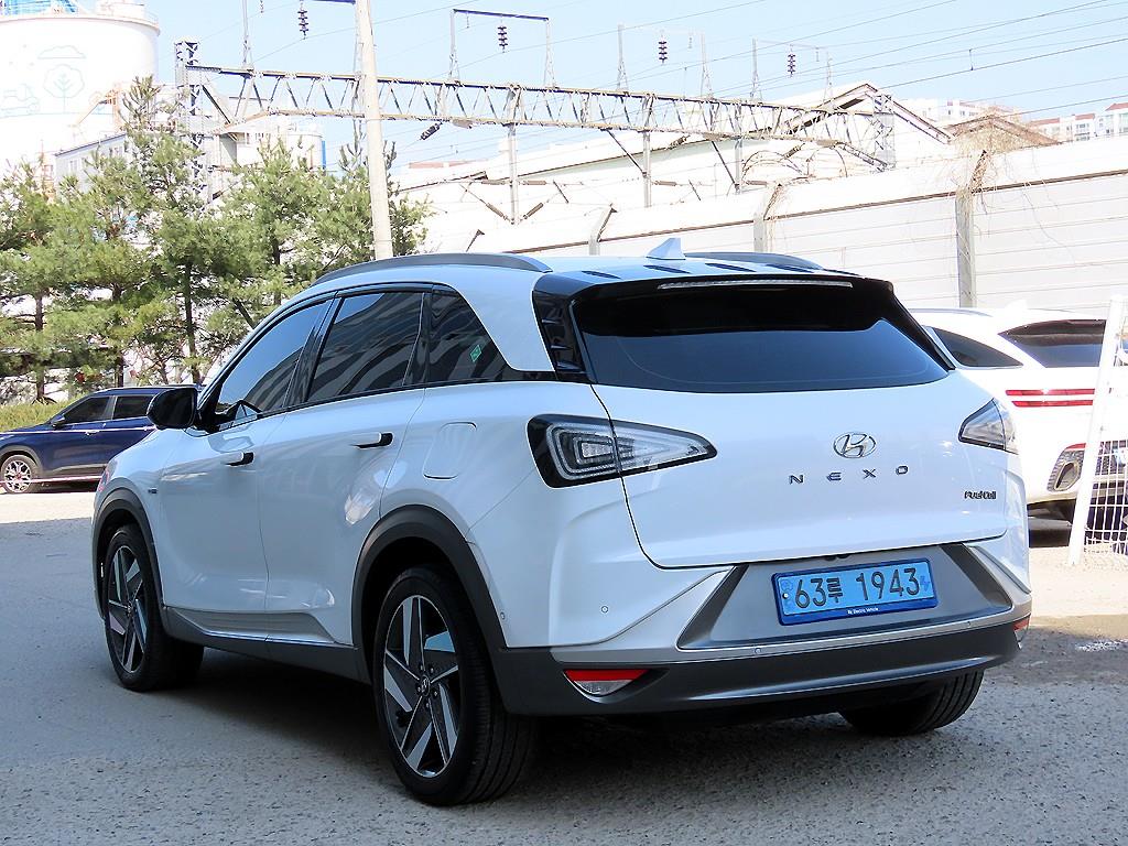 HYUNDAI Nexo - Vista 3