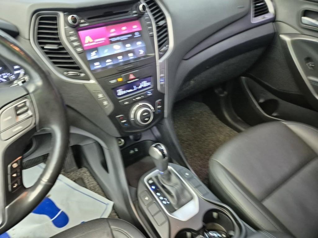 HYUNDAI Santa Fe - Vista 10
