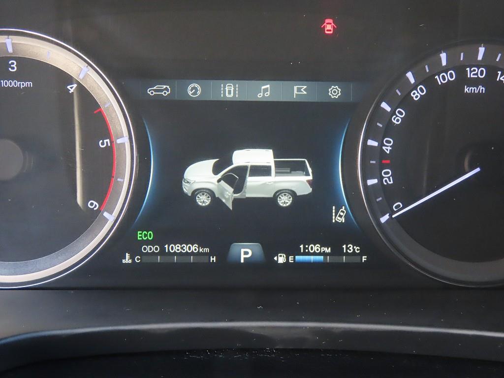 Ssangyong Rexton - Vista 12