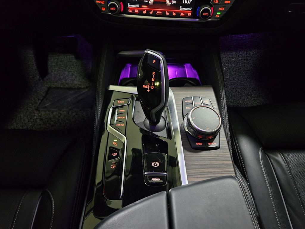 BMW Gran Turismo - Vista 12