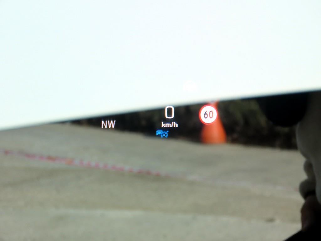 Mercedes Benz AMG GT - Vista 10