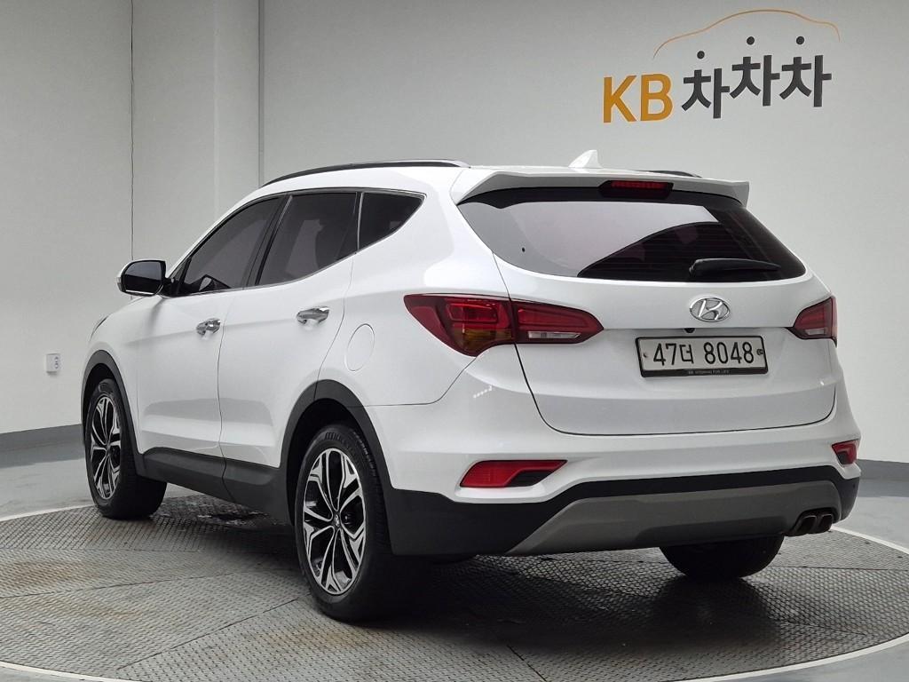 HYUNDAI Santa Fe - Vista 2