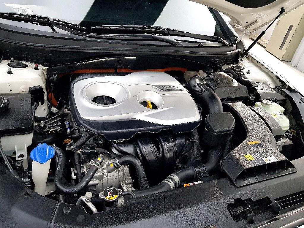 HYUNDAI Sonata - Vista 6