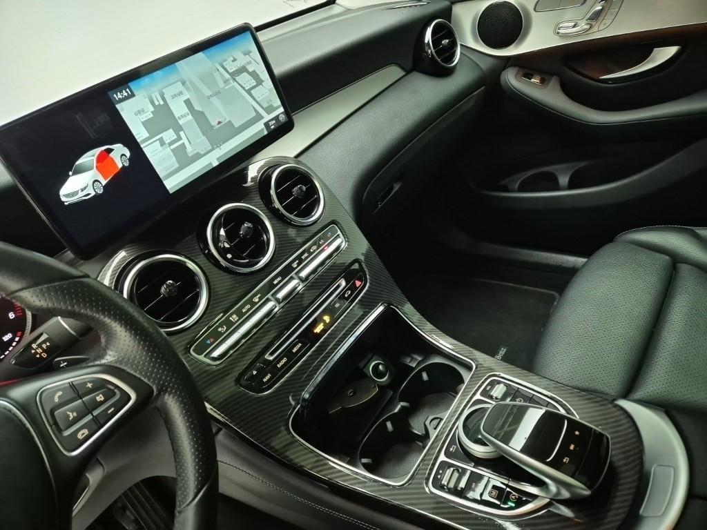 Mercedes Benz GLC Class - Vista 10