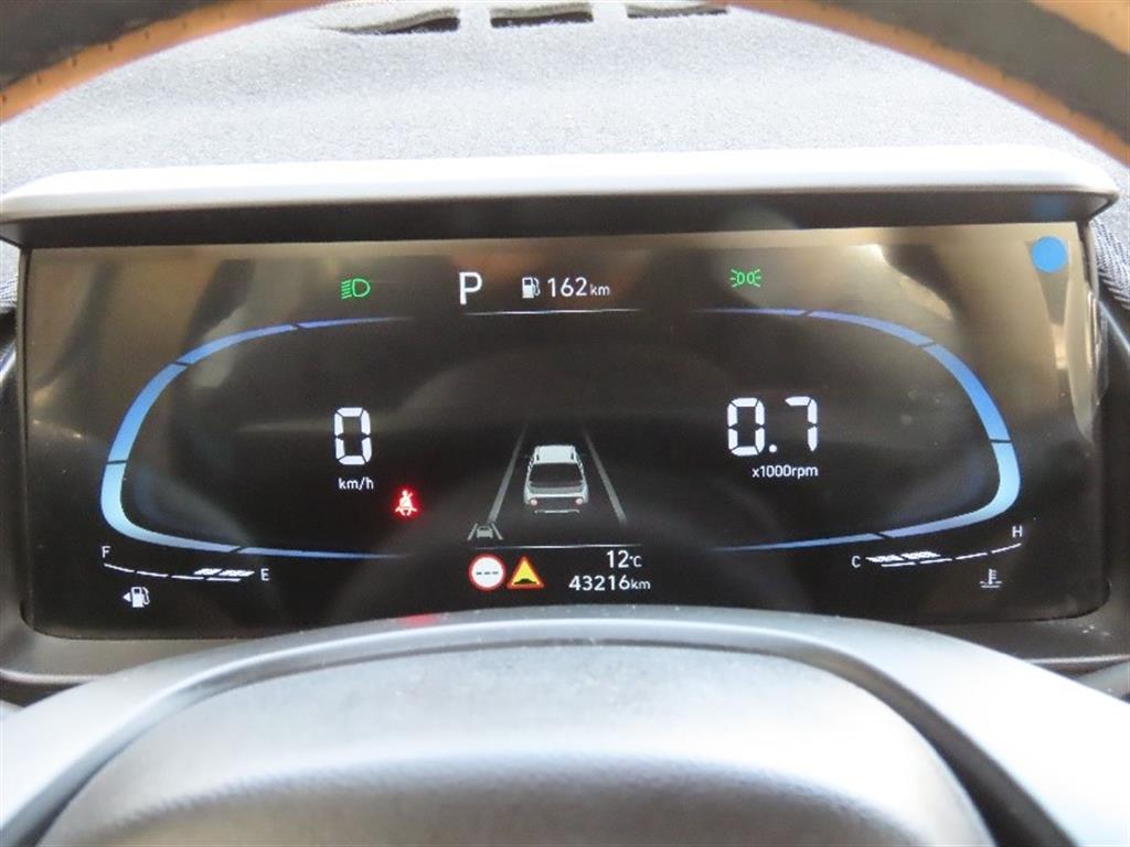 HYUNDAI Casper - Vista 9