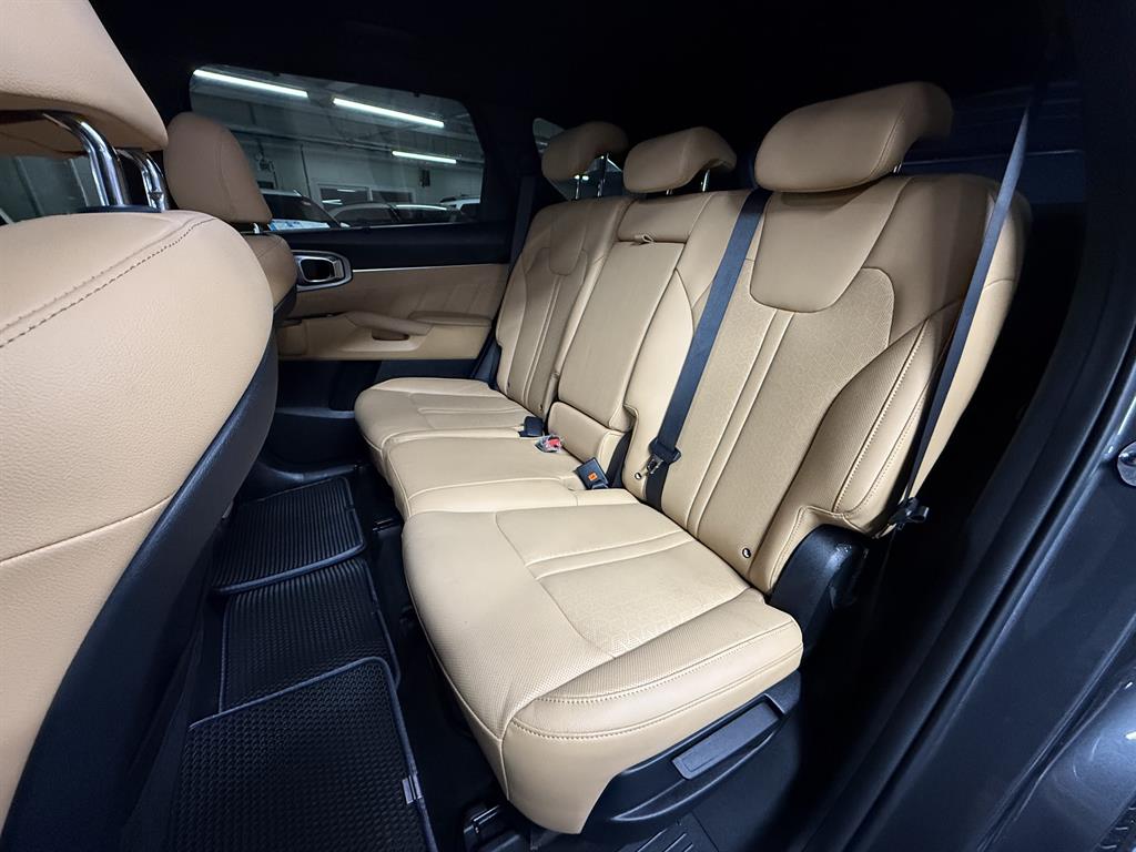 KIA Sorento - Vista 7