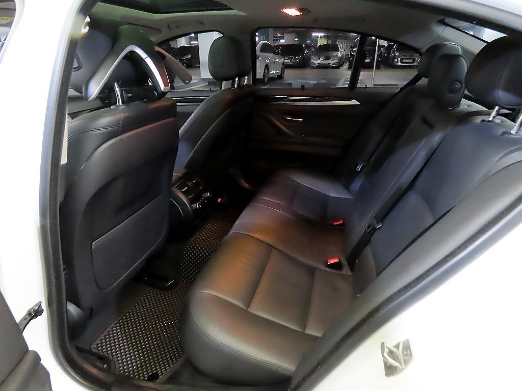 BMW 5 Series - Vista 7