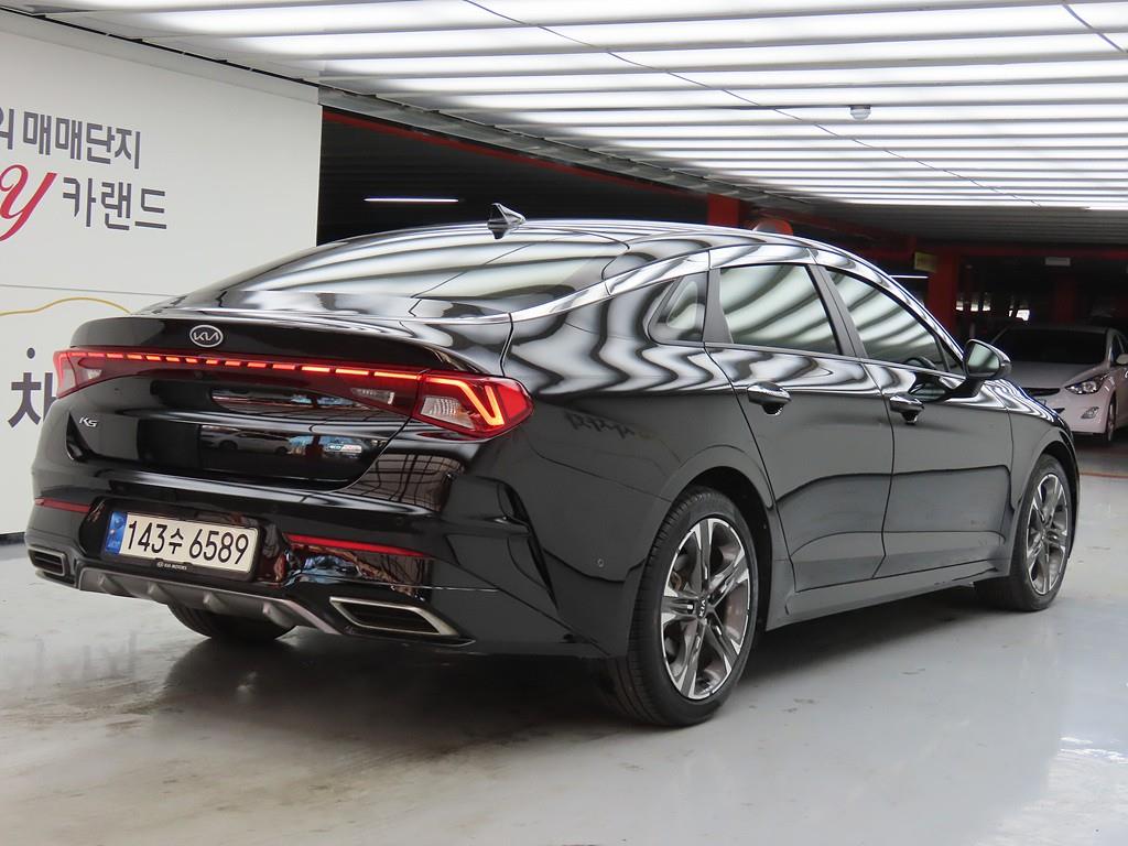 KIA K5 - Vista 3