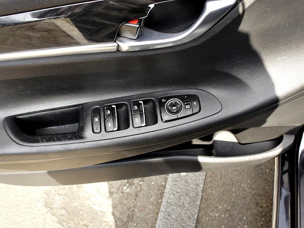 HYUNDAI Grandeur 2017 Negro - Importación desde Corea - HF Imports Iquique - Foto 13