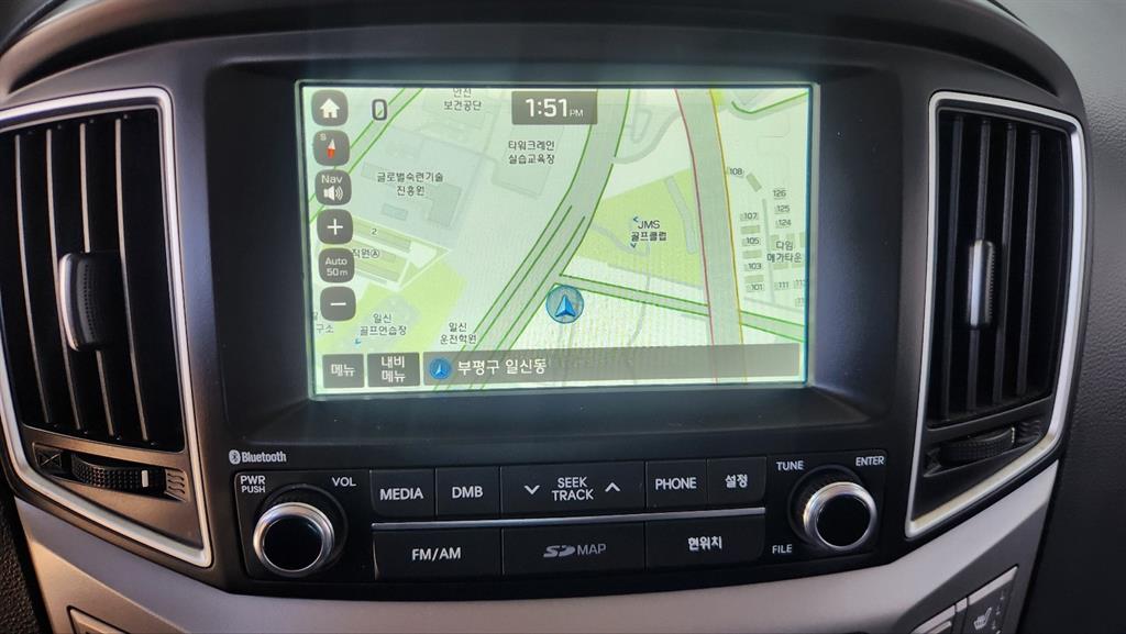 HYUNDAI Starex - Vista 7