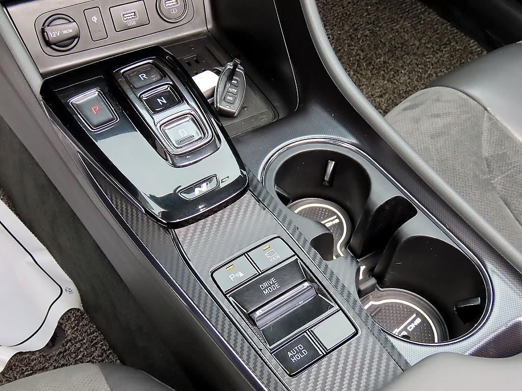 HYUNDAI Sonata - Vista 11