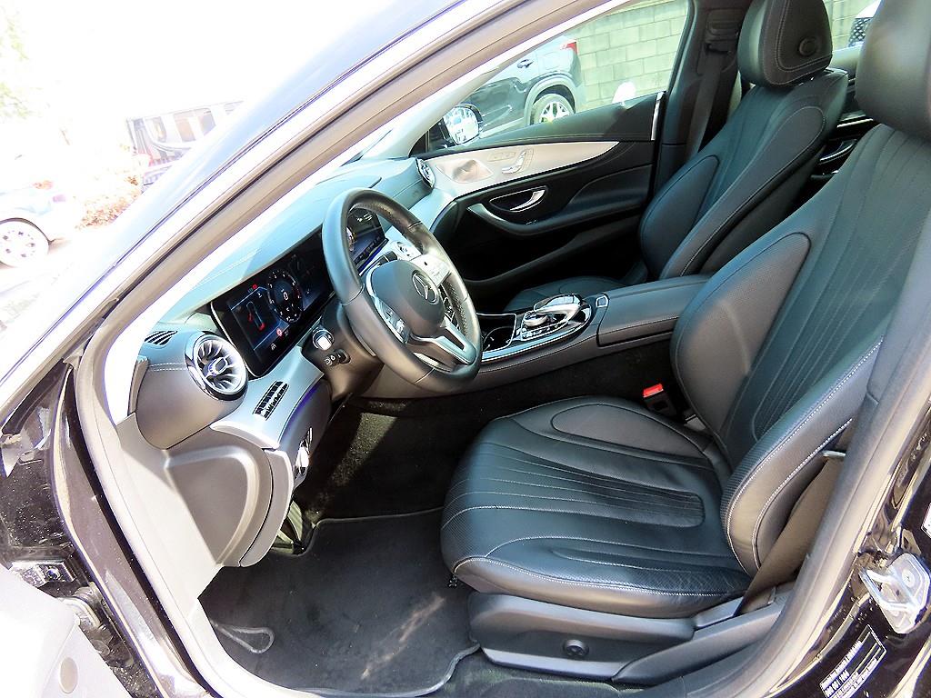 Mercedes Benz CLS Class - Vista 5