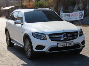 Mercedes Benz GLC Class - Vista 4