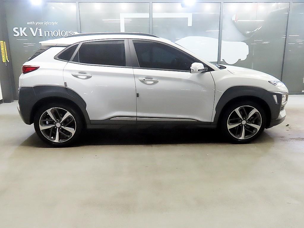 HYUNDAI Kona - Vista 3