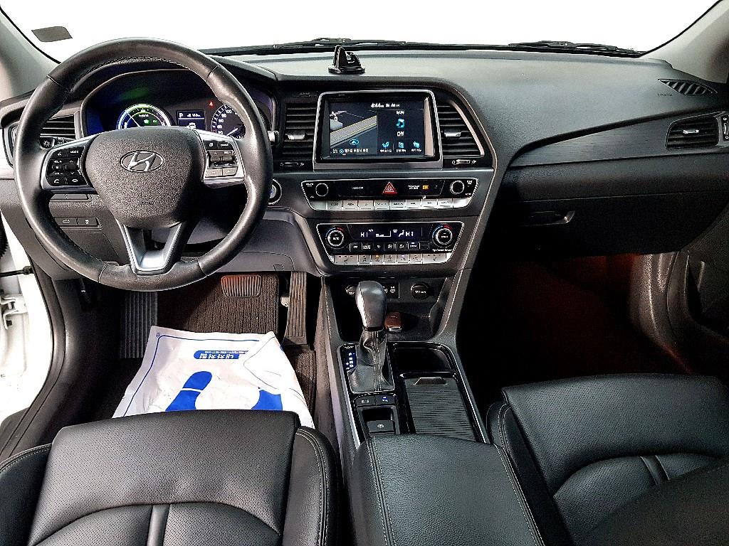 HYUNDAI Sonata - Vista 5