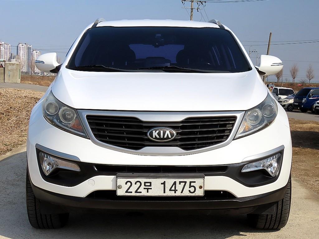 KIA Sportage 2013 Blanco - Importación desde Corea - HF Imports Iquique - Foto 1
