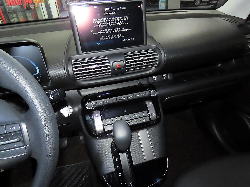 HYUNDAI Casper - Vista 11